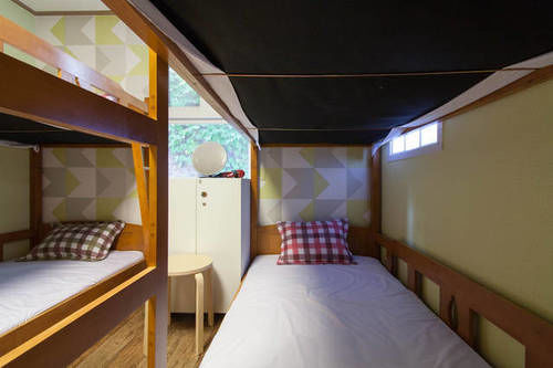 Rumah tetamu Cube 2*